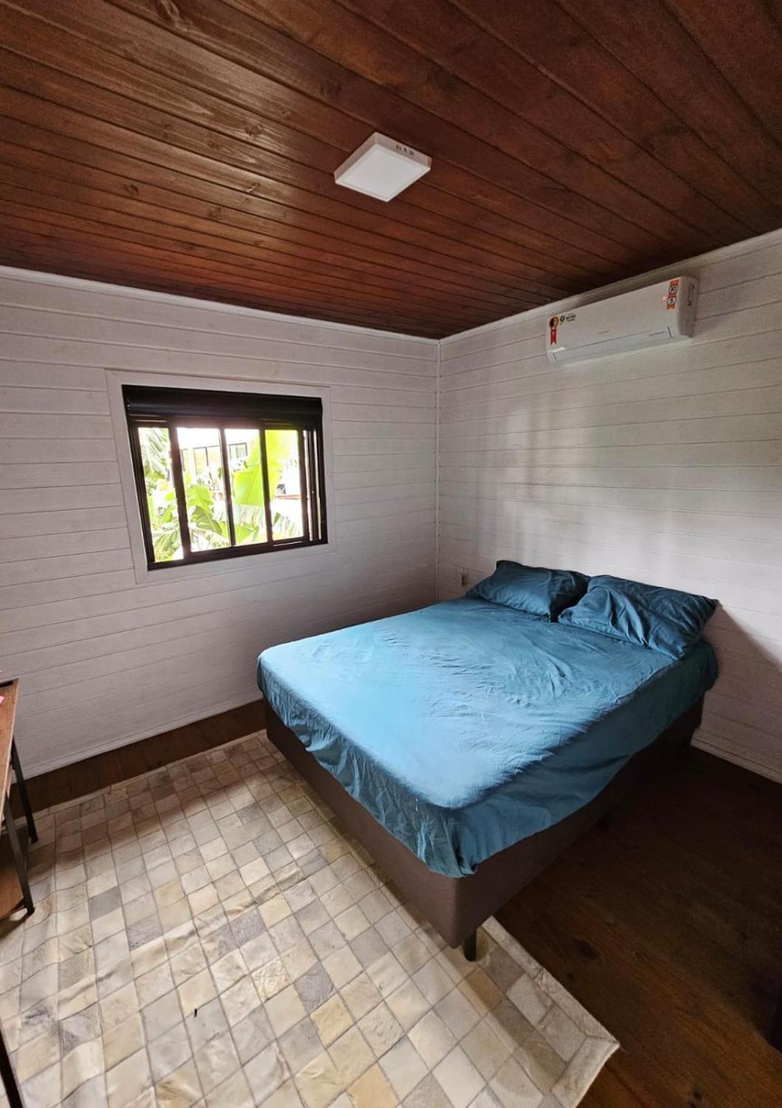 Casa Tranquila 500 Metros Da Praia Do Campeche フロリアノポリス エクステリア 写真